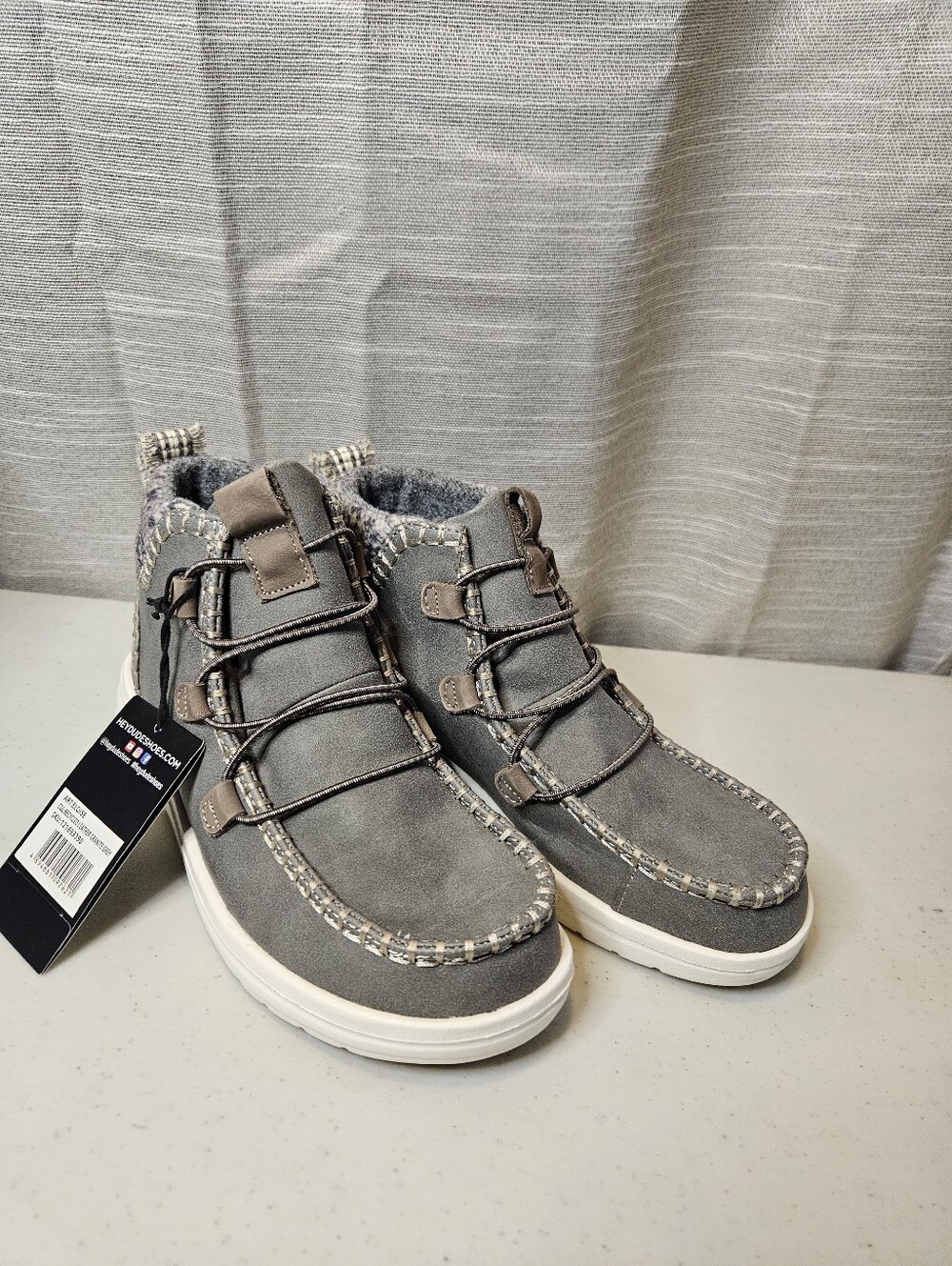 HEY DUDE WOMENS ELOISE BOOTS Size 6 Grey New
